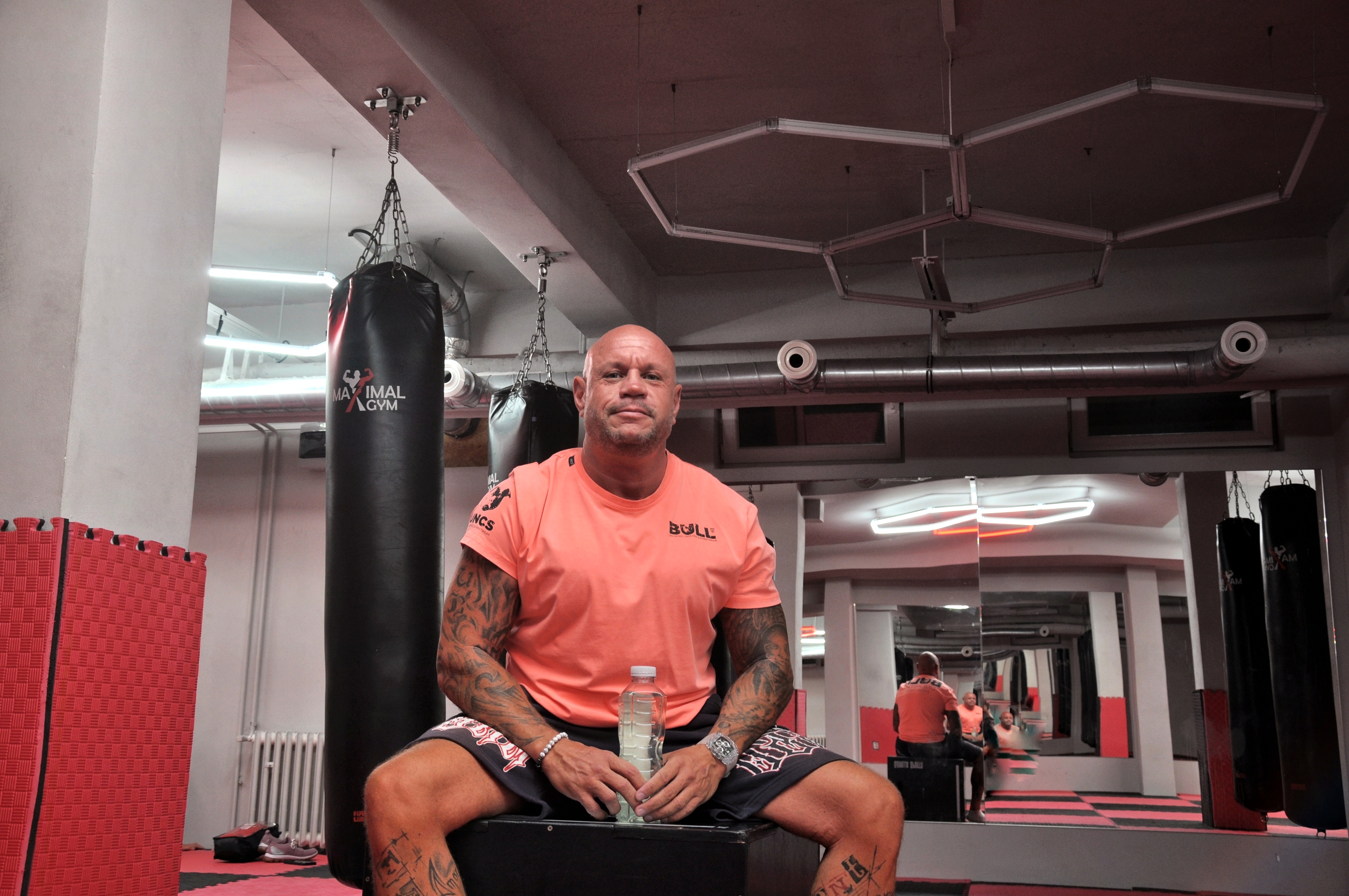 Trenér Kuba v posilovně Maximal Gym v Odoleně Vodě